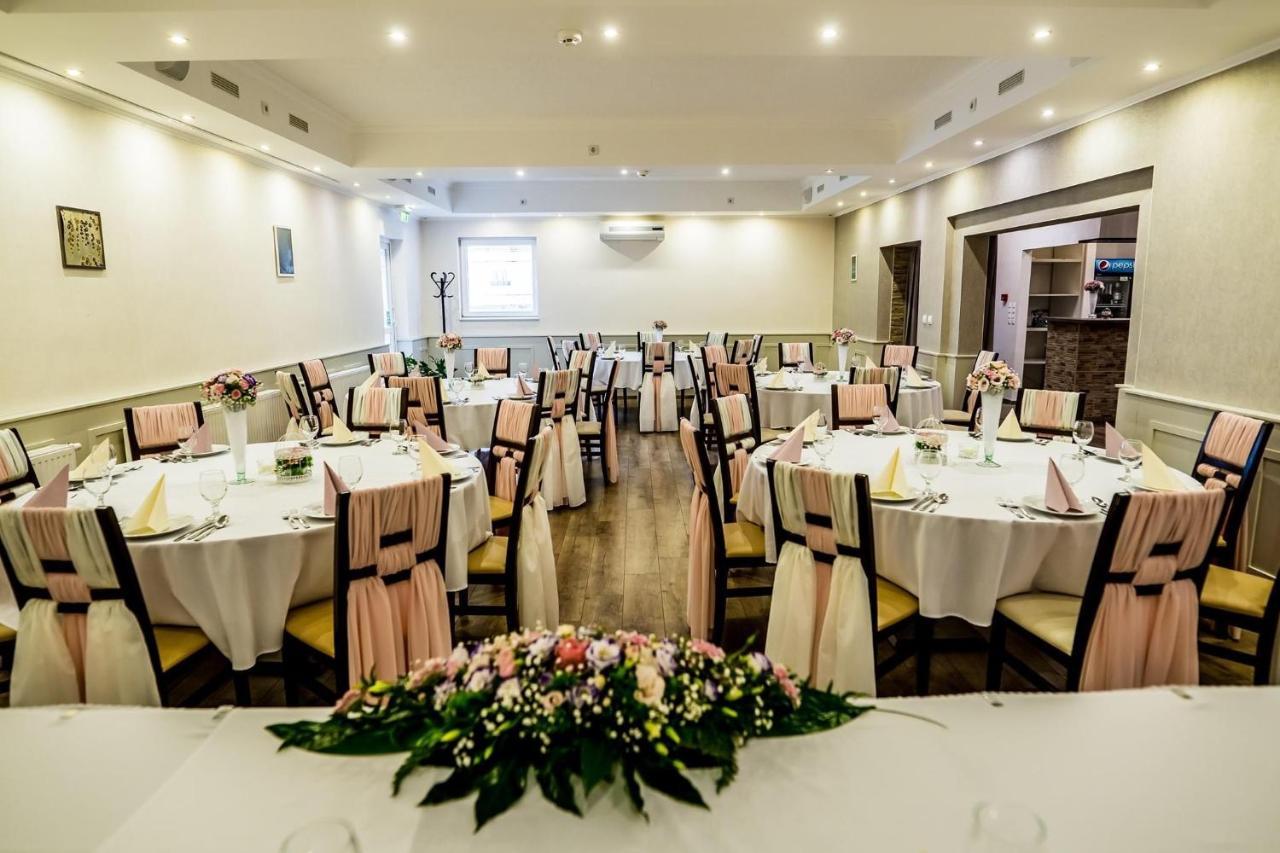 Liza Aqua & Conference Hotel Lajosmizse Dış mekan fotoğraf