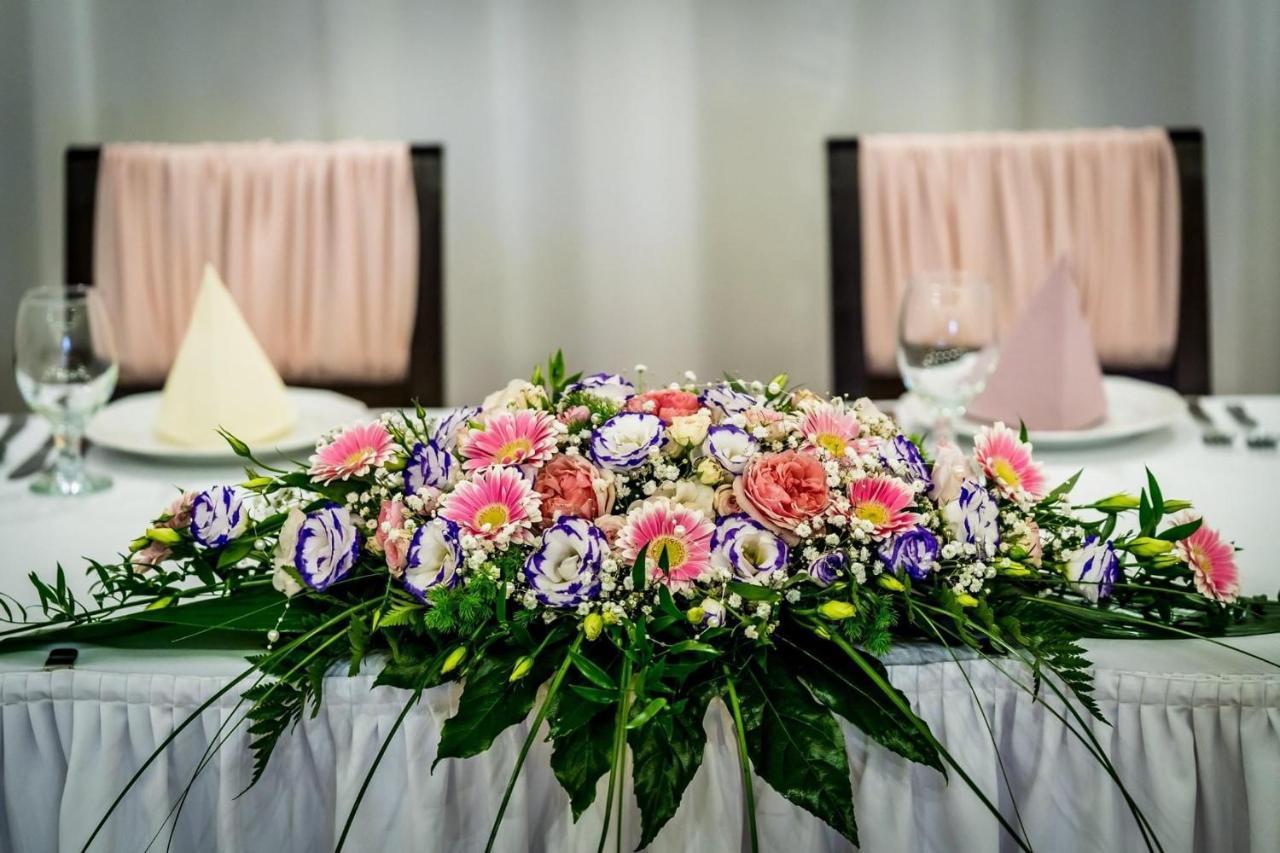 Liza Aqua & Conference Hotel Lajosmizse Dış mekan fotoğraf